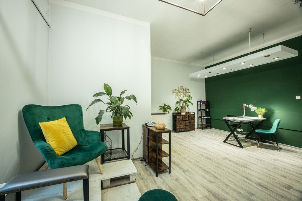 Atrakcyjny lokal usługowy 63 m² z witryną, gotowy do działalności Łódź, Polesie, płk. dr. Stanisława Więckowskiego  63m2 Foto 1