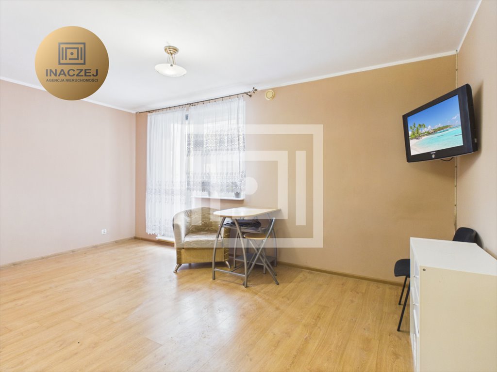 Przestronne 28,5 m² z balkonem, gotowe do odświeżenia Wejherowo, gen. Władysława Sikorskiego  29m2 Foto 1