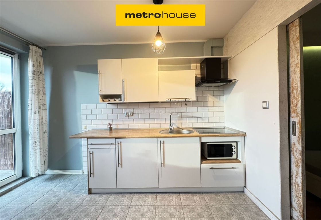 Przestronna kawalerka z wydzieloną sypialnią, balkon, parking Bielsko-Biała  36m2 Foto 1