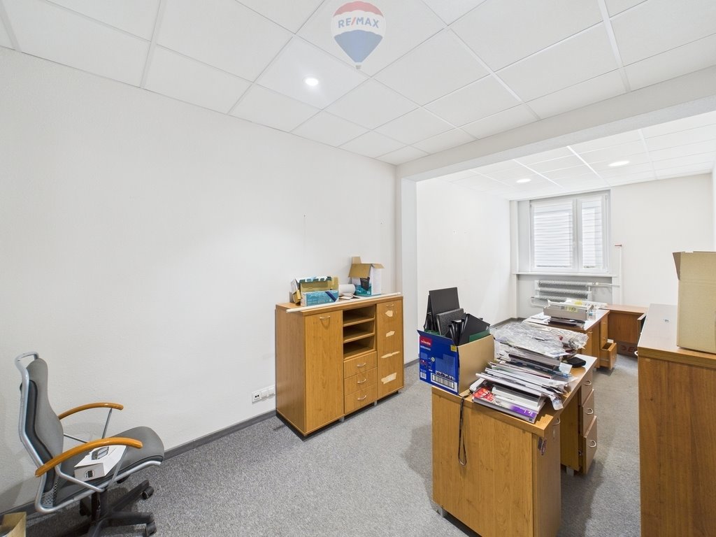 Lokal użytkowy na wynajem Rybnik, Sygnały  30m2 Foto 1