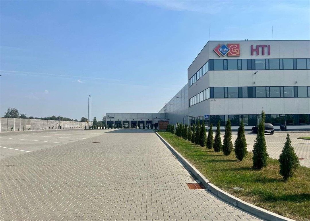 Nowoczesny magazyn 500 m² z usługami logistycznymi i biurami Dybów-Kolonia, Majowa 107  500m2 Foto 1
