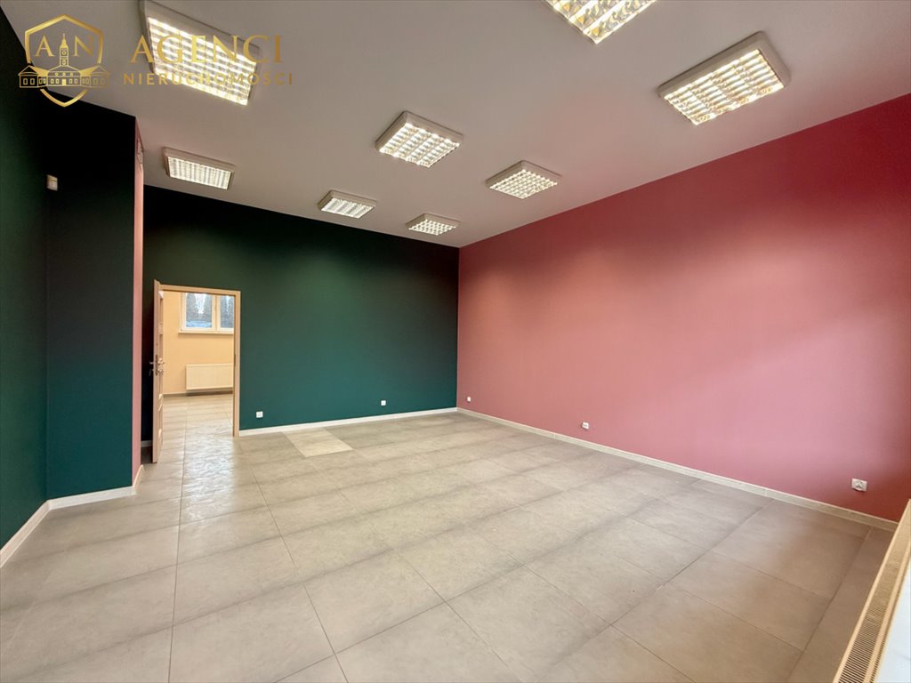 Lokal usługowy 56m2 z witryną, parking, Piaski Białystok, Piaski, Jerzego Waszyngtona  58m2 Foto 1