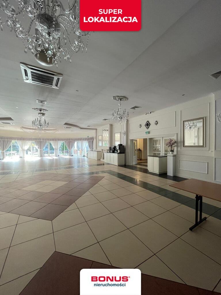 Wynajem dużego obiektu usługowego 540 m2 z ogrodem i parkingiem Warszawa, Białołęka  540m2 Foto 1