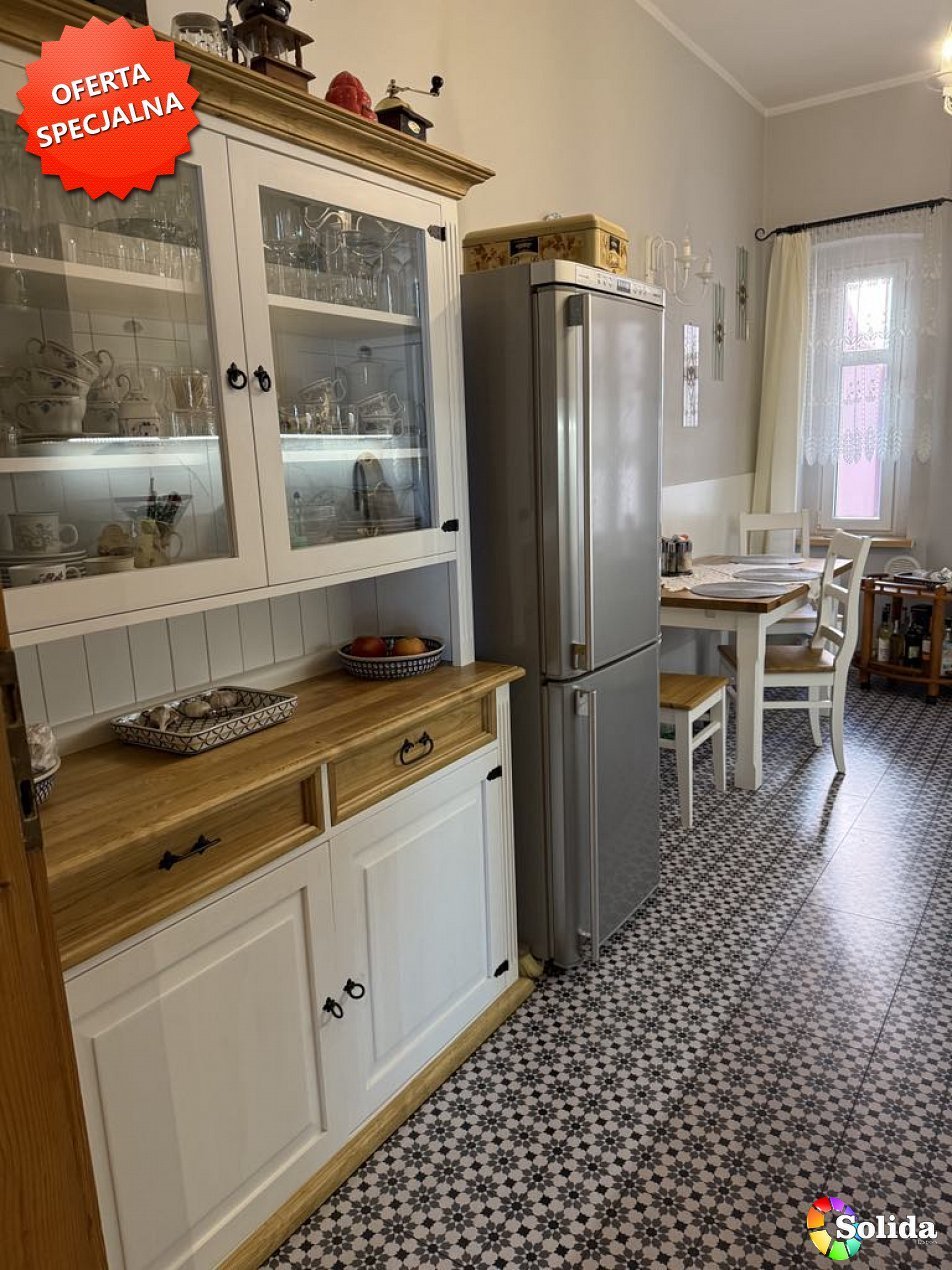 Mieszkanie trzypokojowe na sprzedaż Jelenia Góra, centrum  103m2 Foto 1