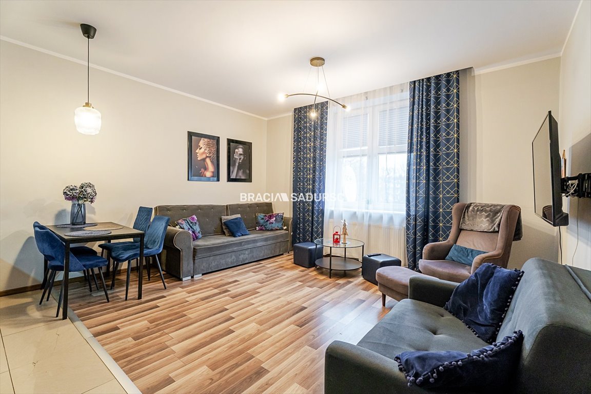 Mieszkanie dwupokojowe na sprzedaż Kraków, Stare Miasto, Bosacka  49m2 Foto 1