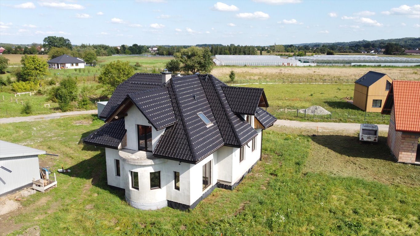 Dom w stanie surowym z garażem, blisko Krakowa Stanisławice  150m2 Foto 1