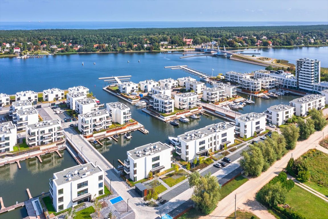 Unikatowe mieszkanie z mariną, 3 pokoje, taras, garaż Wiślinka  51m2 Foto 1