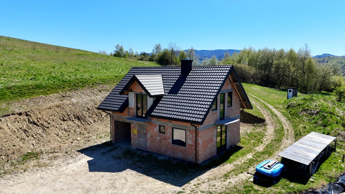 Widokowy dom z garażem i dużą działką w Jazowsku Jazowsko  164m2 Foto 1