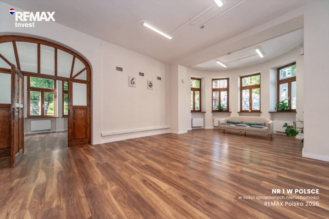 Stylowy lokal na parterze zabytkowej kamienicy w centrum Bielska Bielsko-Biała, 3 Maja 17  108m2 Foto 1