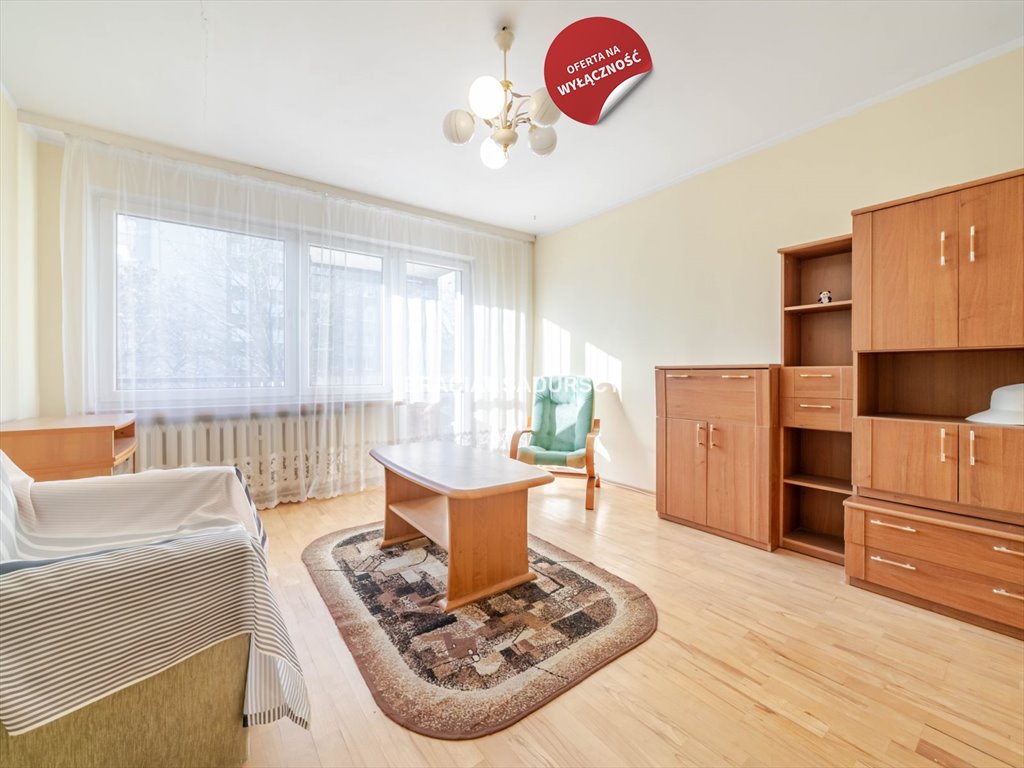 Przestronne 3-pokojowe mieszkanie z balkonem i widokiem na zieleń Kraków, Czyżyny, Dywizjonu 303  52m2 Foto 1