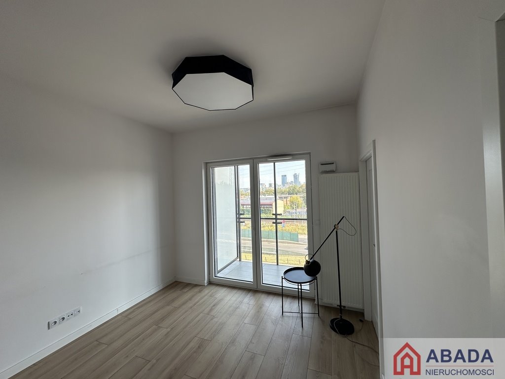 Lokal użytkowy na wynajem Warszawa, Wola  31m2 Foto 1