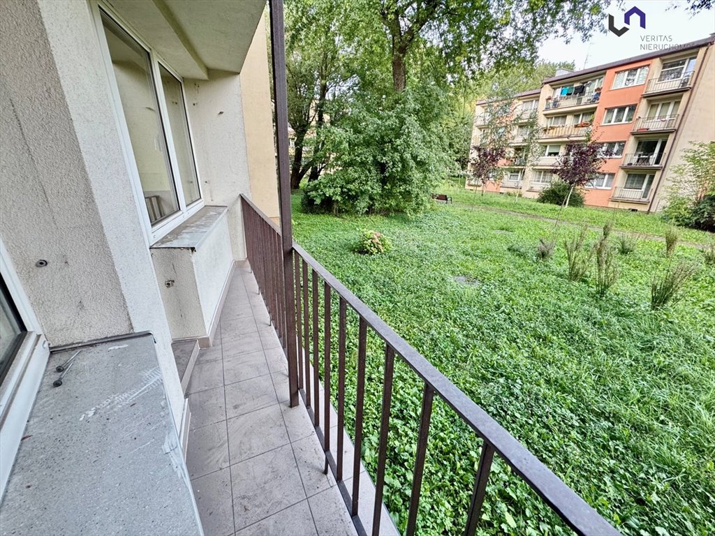 Sprzedam przestronne 2-pokojowe mieszkanie z balkonem i możliwością adaptacji Katowice, Brynów, Piękna  49m2 Foto 1