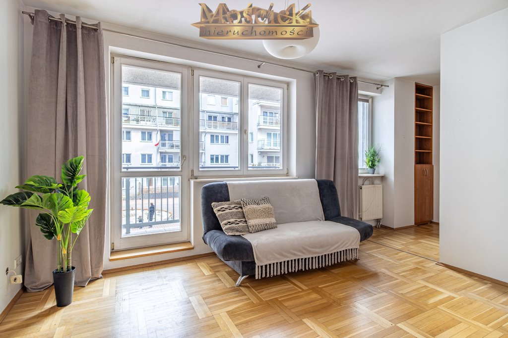 Dwupokojowe mieszkanie z dużym balkonem i widokiem na patio Warszawa, Ursynów, Natolin, Stryjeńskich  35m2 Foto 1