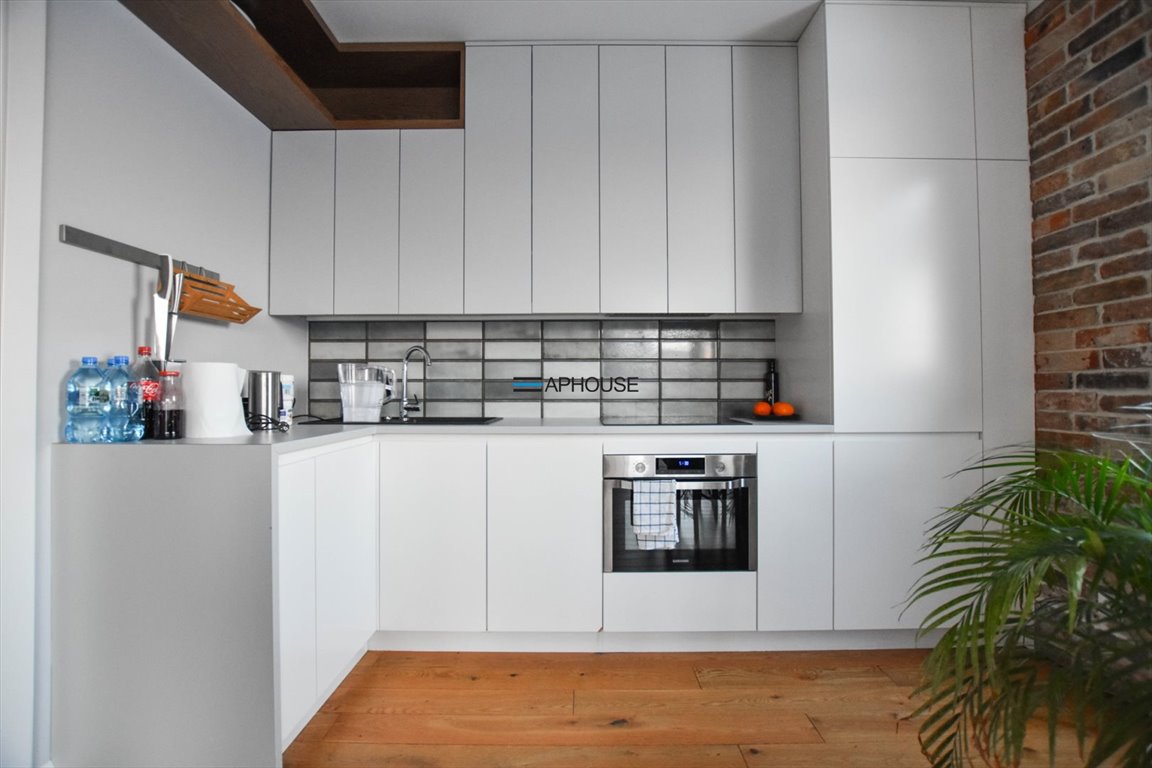 Wynajem 3-pok. z widokiem na Wisłę, klimatyzacja, balkon Kraków, Podgórze, Zabłocie, Zabłocie  55m2 Foto 1