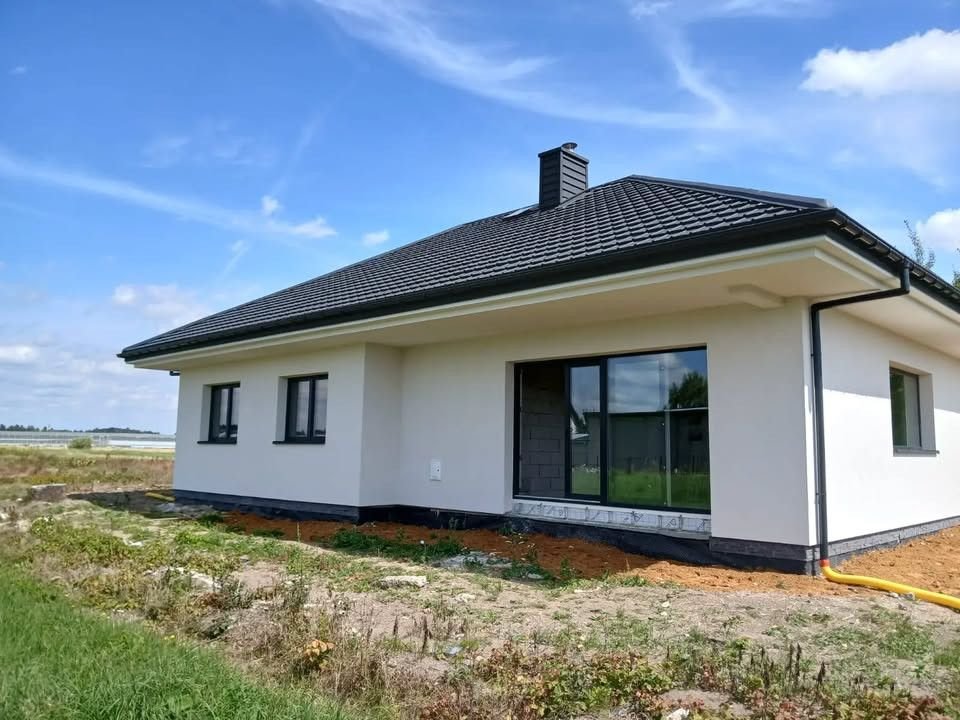 Dom parterowy z dużym potencjałem rozbudowy - elewacja i możliwość adaptacji poddasza Lutoryż  113m2 Foto 1
