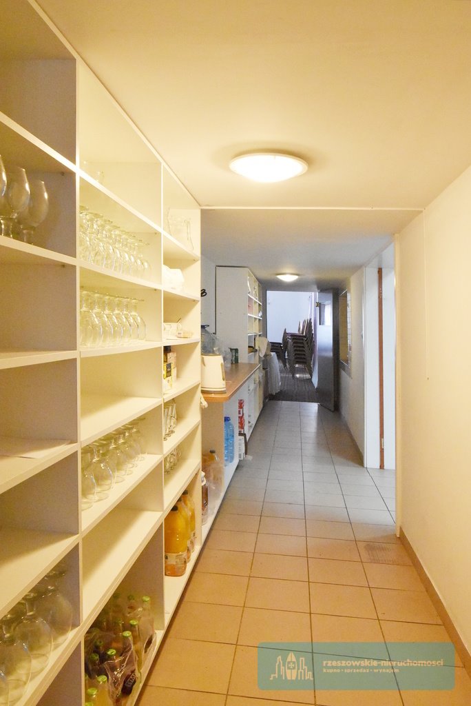 Lokal użytkowy na sprzedaż Stobierna  600m2 Foto 9