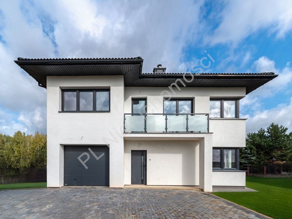 Zapraszam do obejrzenia nowoczesnego domu 211 m² w Jankach: Janki