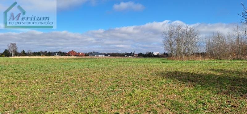 Działka 0,52 ha z mediami, spokojna okolica, Jedlicze Jedlicze  5 244m2 Foto 1