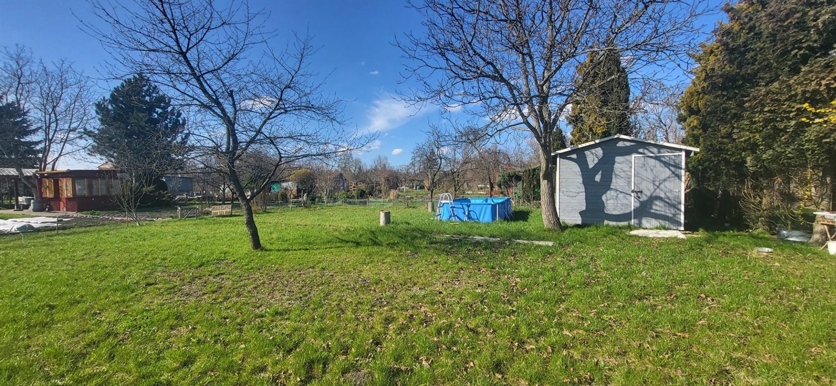 Działka rekreacyjna 400 m² z domkiem i basenem w Zduńskiej Woli Zduńska Wola  400m2 Foto 1