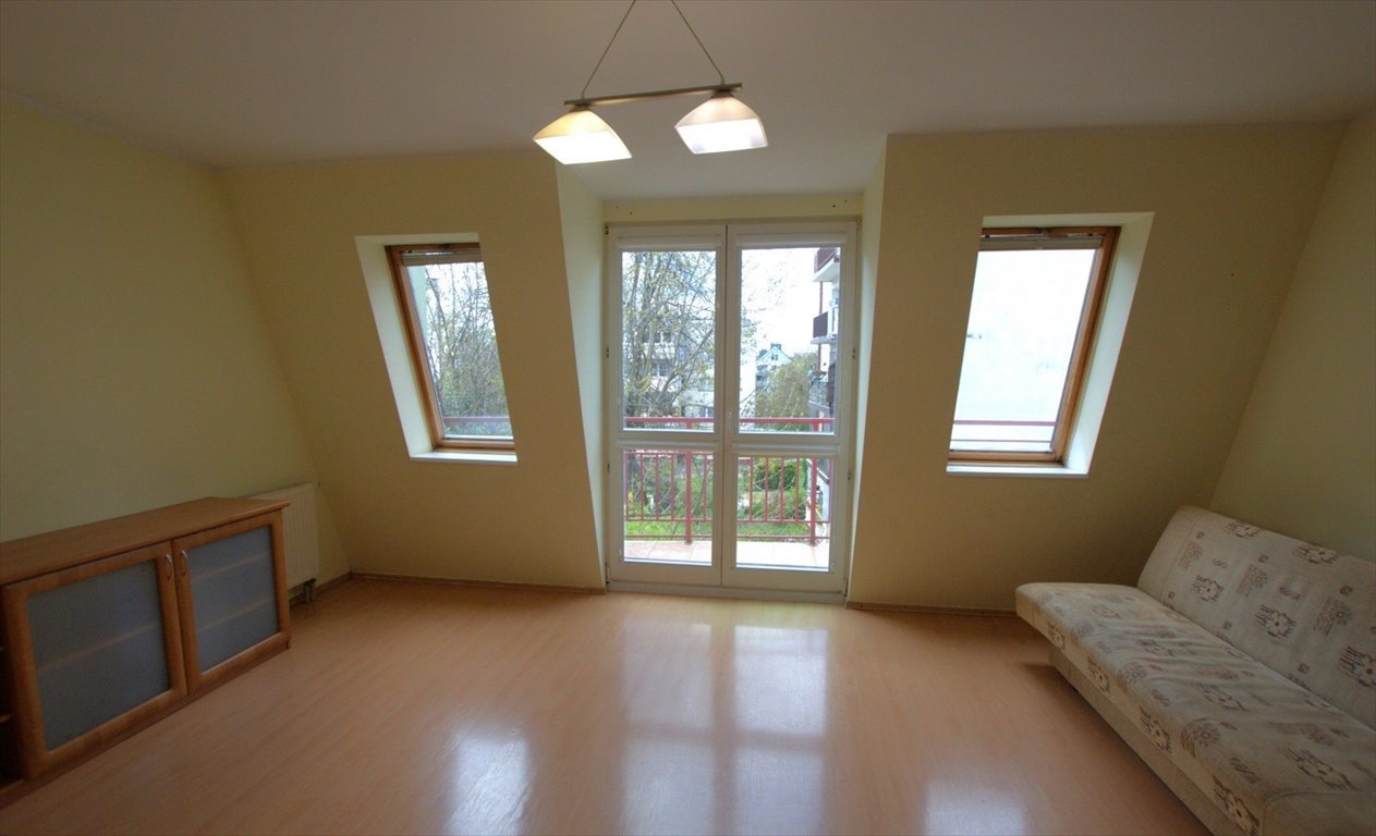 3-pokojowe mieszkanie z balkonem - inwestycja i komfort Kielce, Centrum, Nowy Świat  55m2 Foto 1