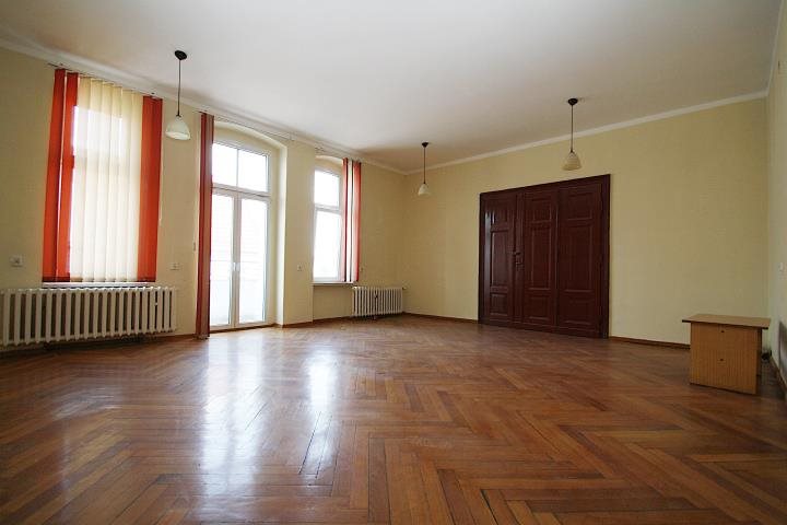 Lokal biurowy 250m2 w centrum Opola, 9 pokoi, socjal Opole, Centrum  250m2 Foto 1