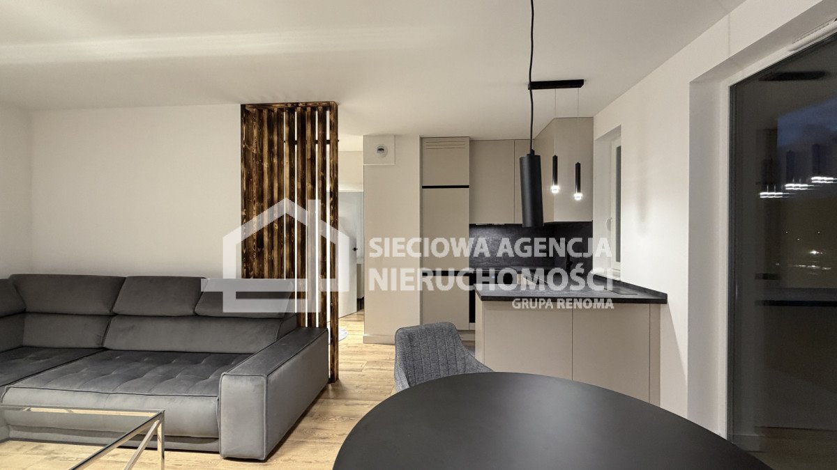 Mieszkanie dwupokojowe na wynajem Reda, Bosmańska  49m2 Foto 1