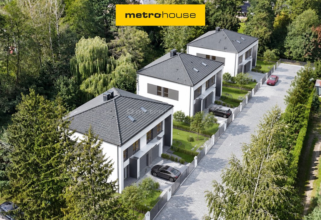 Dom z poddaszem 67 m² w Złotokłosie (kameralna zabudowa) Złotokłos  150m2 Foto 1