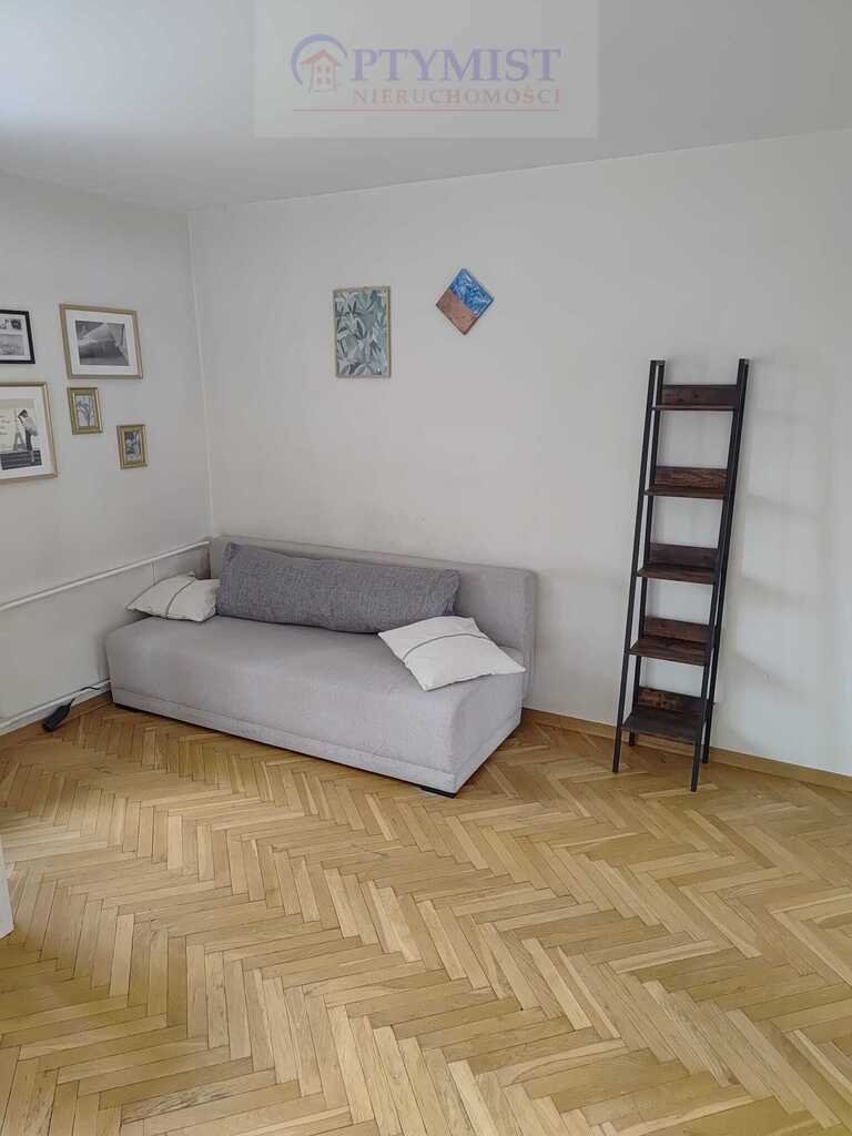 Przytulne 27 m² w centrum Warszawy z francuskim balkonem Warszawa, Sienna  27m2 Foto 1