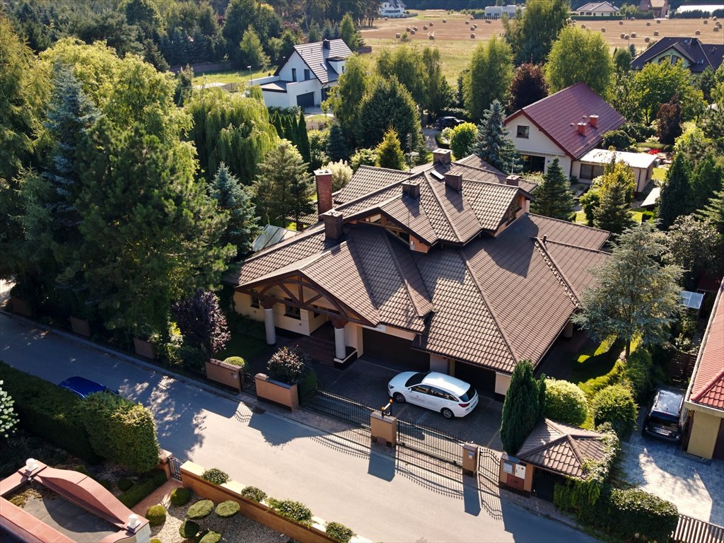 Sprzedam dom wolnostojący 363 m² z ogrodem i garażami Szałe, Sosnowa  468m2 Foto 1