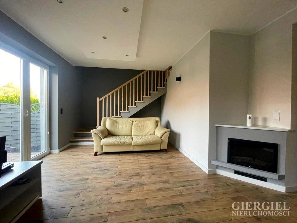 Przestronny dom z ogródkiem, 2 łazienki, miejsce postojowe Rzeszów  76m2 Foto 1