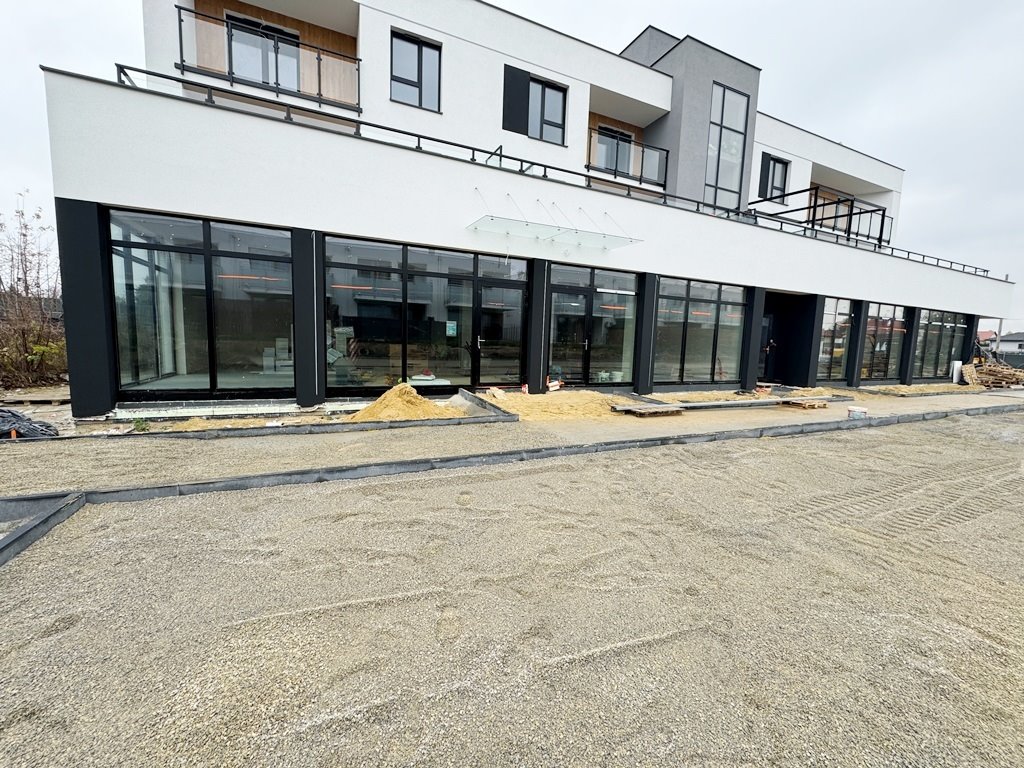 Lokal użytkowy na wynajem Rzeszów, Zawiszy Czarnego  125m2 Foto 1