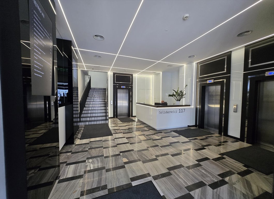 Lokal usługowy 34,5 m2 z balkonem, dostęp 24h Warszawa, Śródmieście, Al. Solidarności 117  35m2 Foto 1