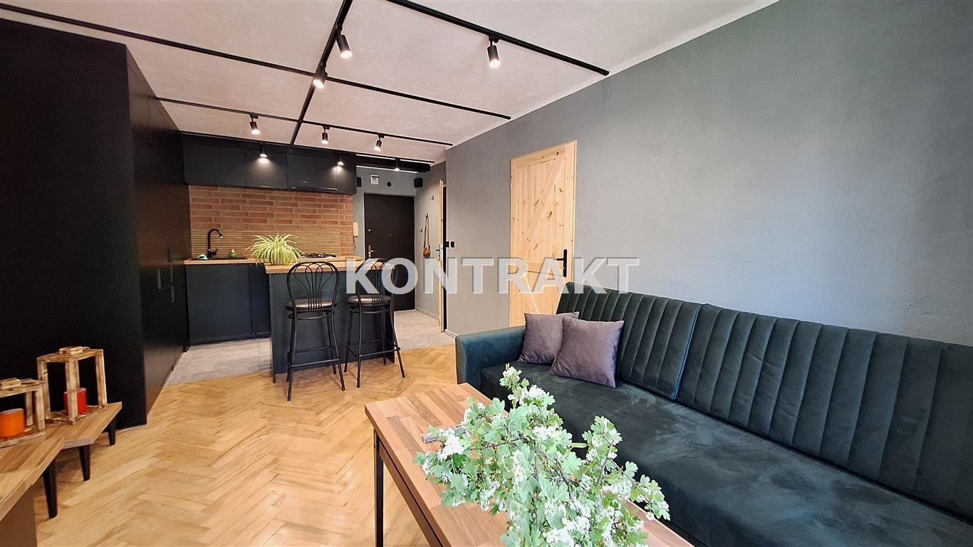 Mieszkanie dwupokojowe na sprzedaż Oświęcim, Bałandy  35m2 Foto 1