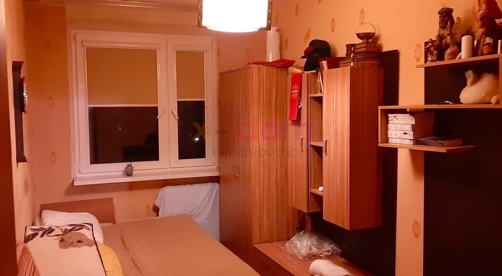 Mieszkanie czteropokojowe  na sprzedaż Kielce, Os. Na Stoku, os. Na Stoku  77m2 Foto 4