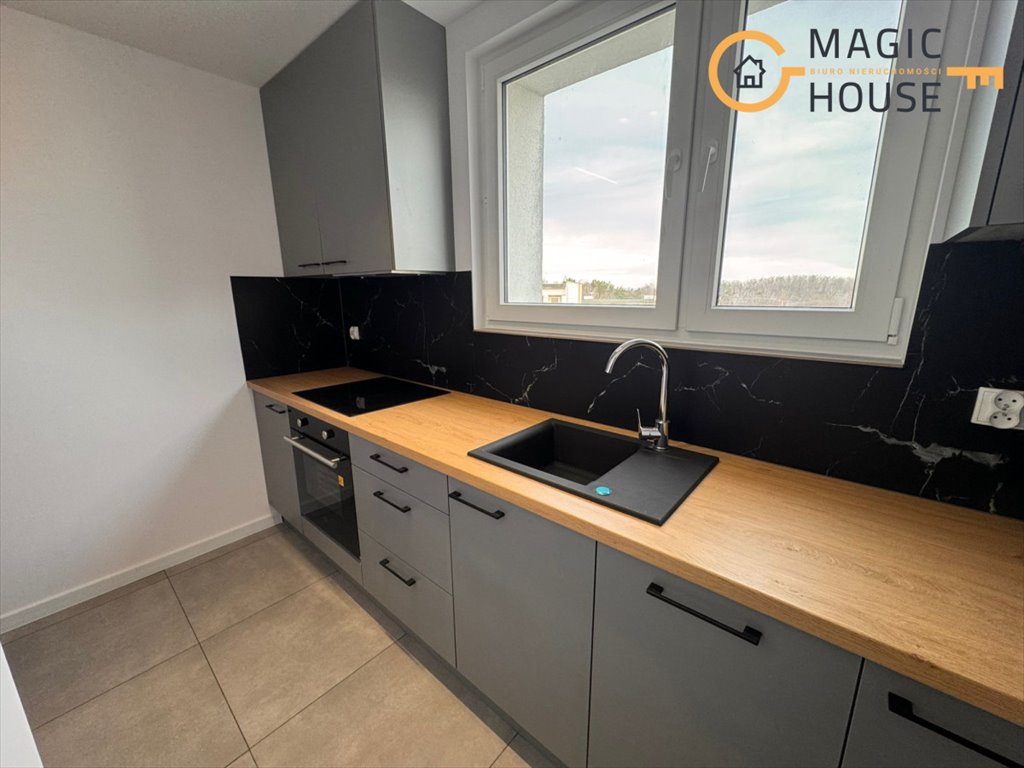 Mieszkanie dwupokojowe na sprzedaż Gdynia, Chylonia, Morska  39m2 Foto 1