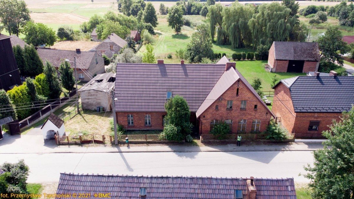 Lokal użytkowy na sprzedaż Cieszowa, Kasztanowa  252m2 Foto 2