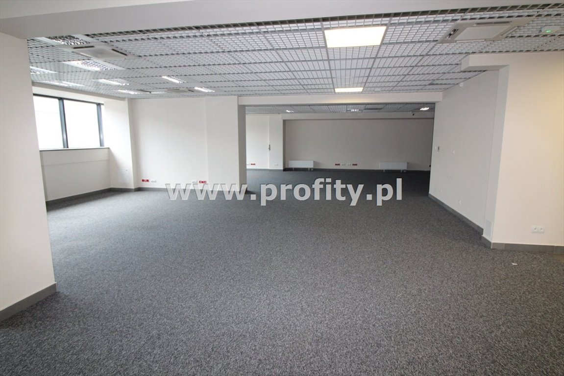 Lokal użytkowy na wynajem Katowice  230m2 Foto 1