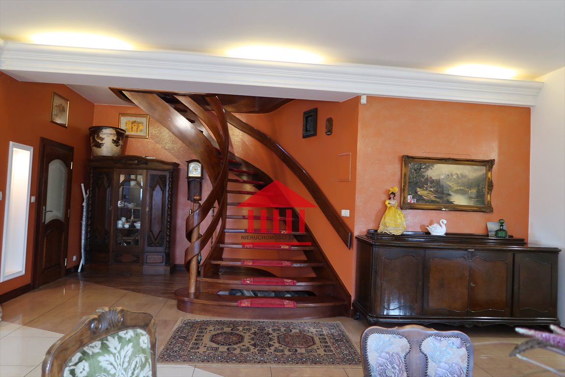 Mieszkanie czteropokojowe  na sprzedaż Legnica  114m2 Foto 1