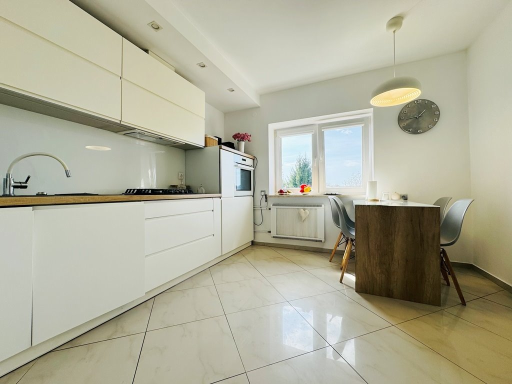 Przestronny dom 300 m² z ogrodem i garażem w Rzeszowie Rzeszów, Staroniwska  300m2 Foto 1