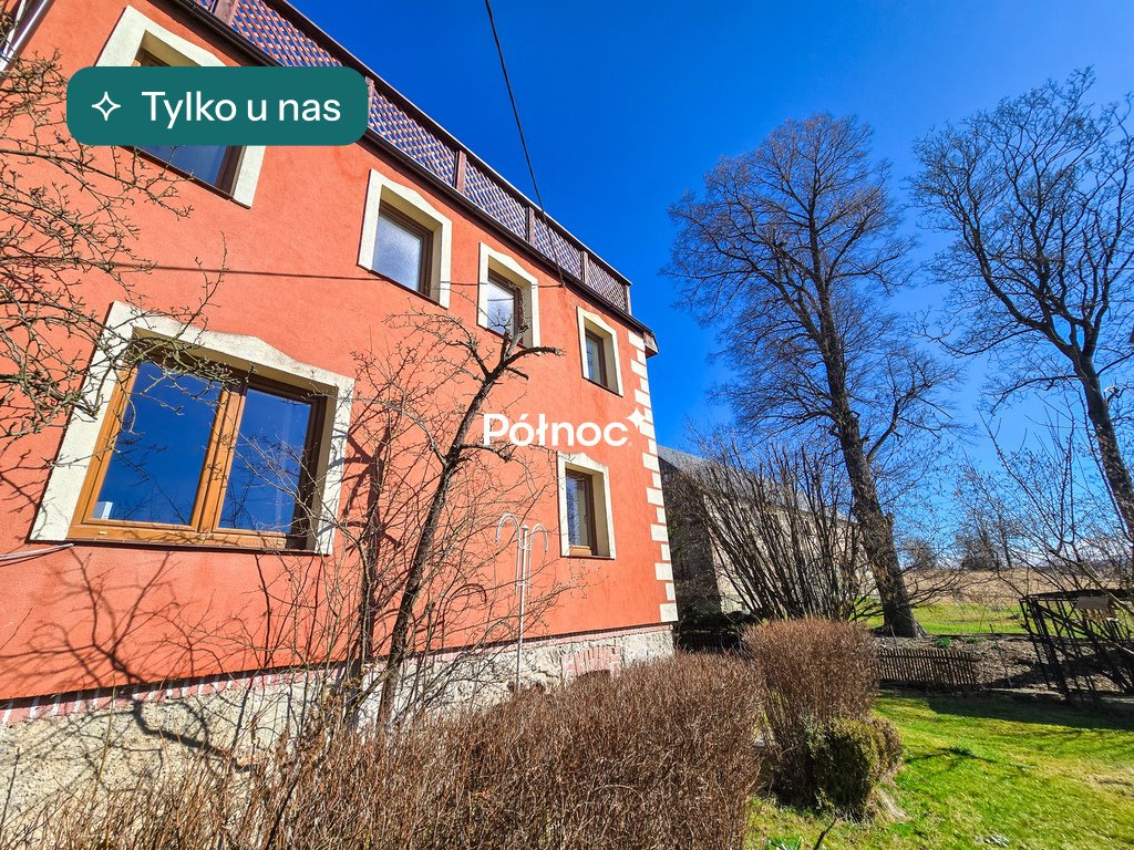 Przestronny dom z pięknym widokiem na góry, 300 m², Komarno Komarno  300m2 Foto 1