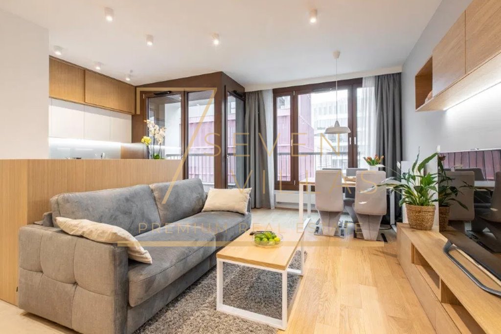 Na wynajem stylowe 50 m² mieszkanie z klimatyzacją i wysokiej klasy wyposażeniem Warszawa, Krochmalna  50m2 Foto 1