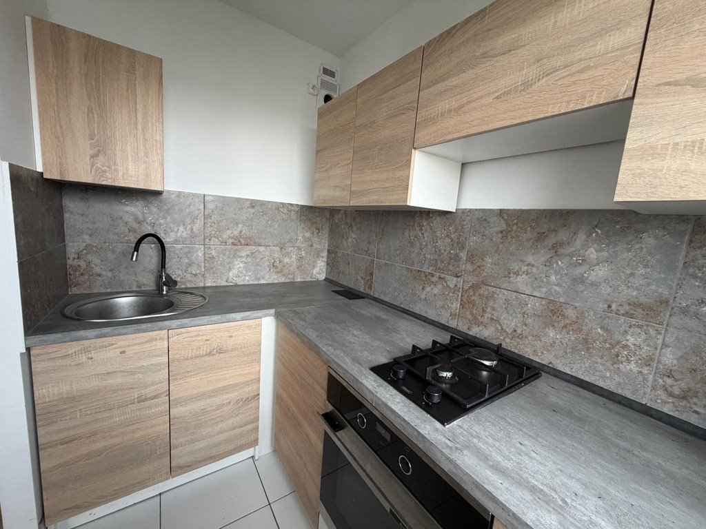 Polecam 23,74 m² mieszkanie z dużym balkonem w Gnieźnie Gniezno, os. Władysława Łokietka  24m2 Foto 1