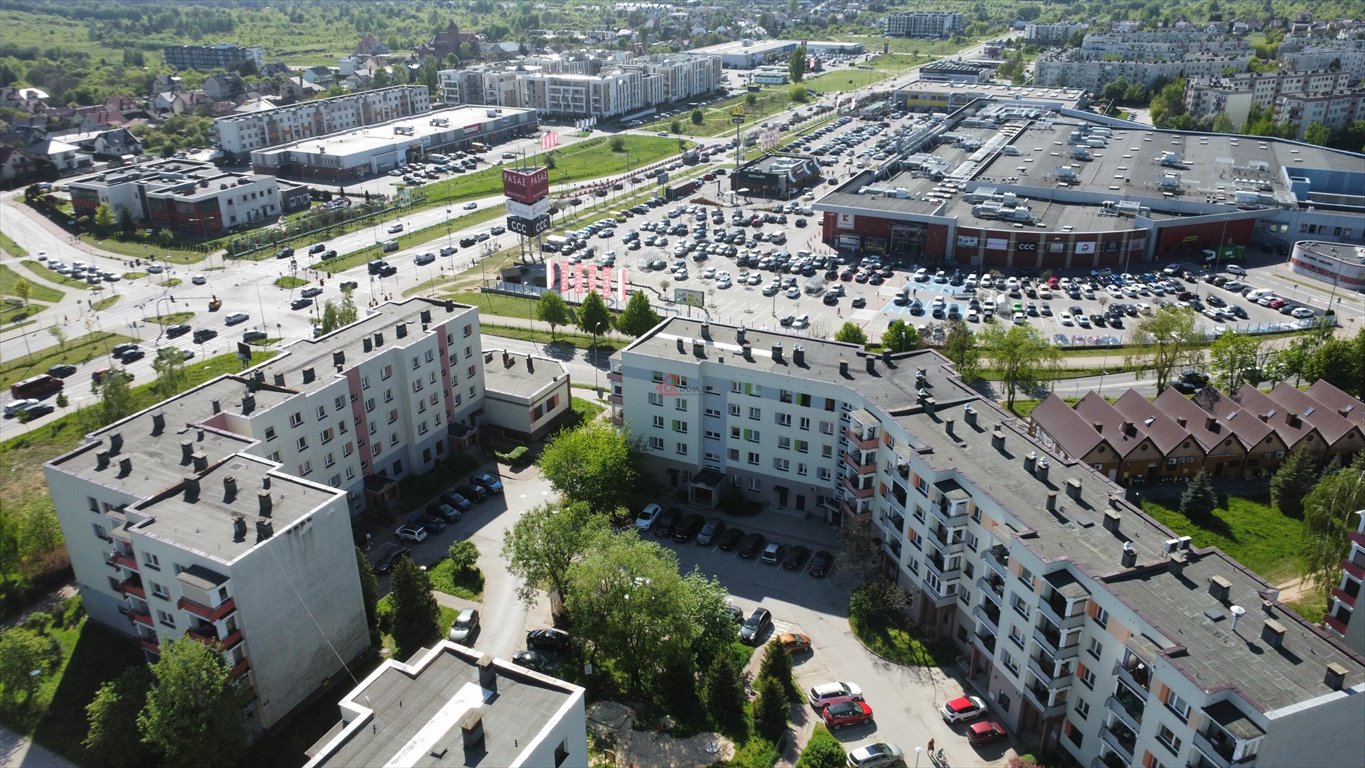 Mieszkanie dwupokojowe na sprzedaż Kielce, Ślichowice, Edmunda Massalskiego  54m2 Foto 1
