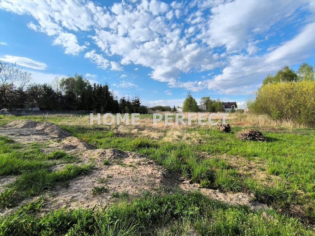 Działka budowlana 892 m² w Pierzchnicy – media, plan zabudowy Pierzchnica  892m2 Foto 1