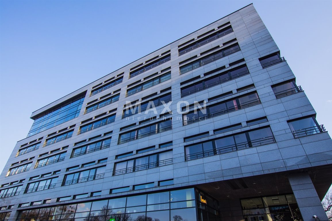 Nowoczesny biurowiec 131 m² w Warszawie (Wola): Warszawa Wola: ul. Młynarska