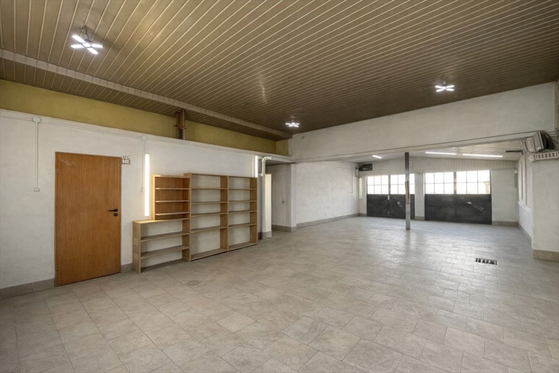 Wynajem warsztatu 150 m2 z dużym placem w Babicy Babica  150m2 Foto 1