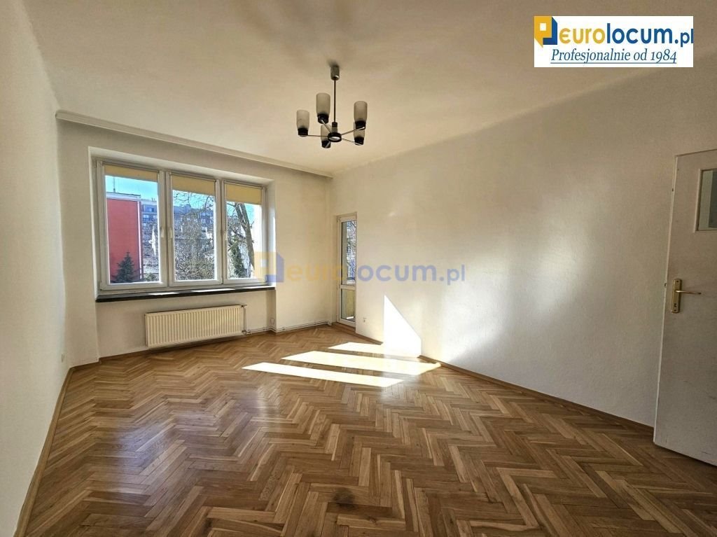 Do sprzedania przestronne 4-pokojowe mieszkanie z loggią i miejscem parkingowym Kielce, Żeromskiego  67m2 Foto 1