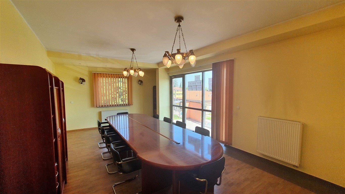 Lokal biurowy 239 m2 w centrum Knurowa, klimatyzacja Knurów, Kazimierza Wielkiego  239m2 Foto 1
