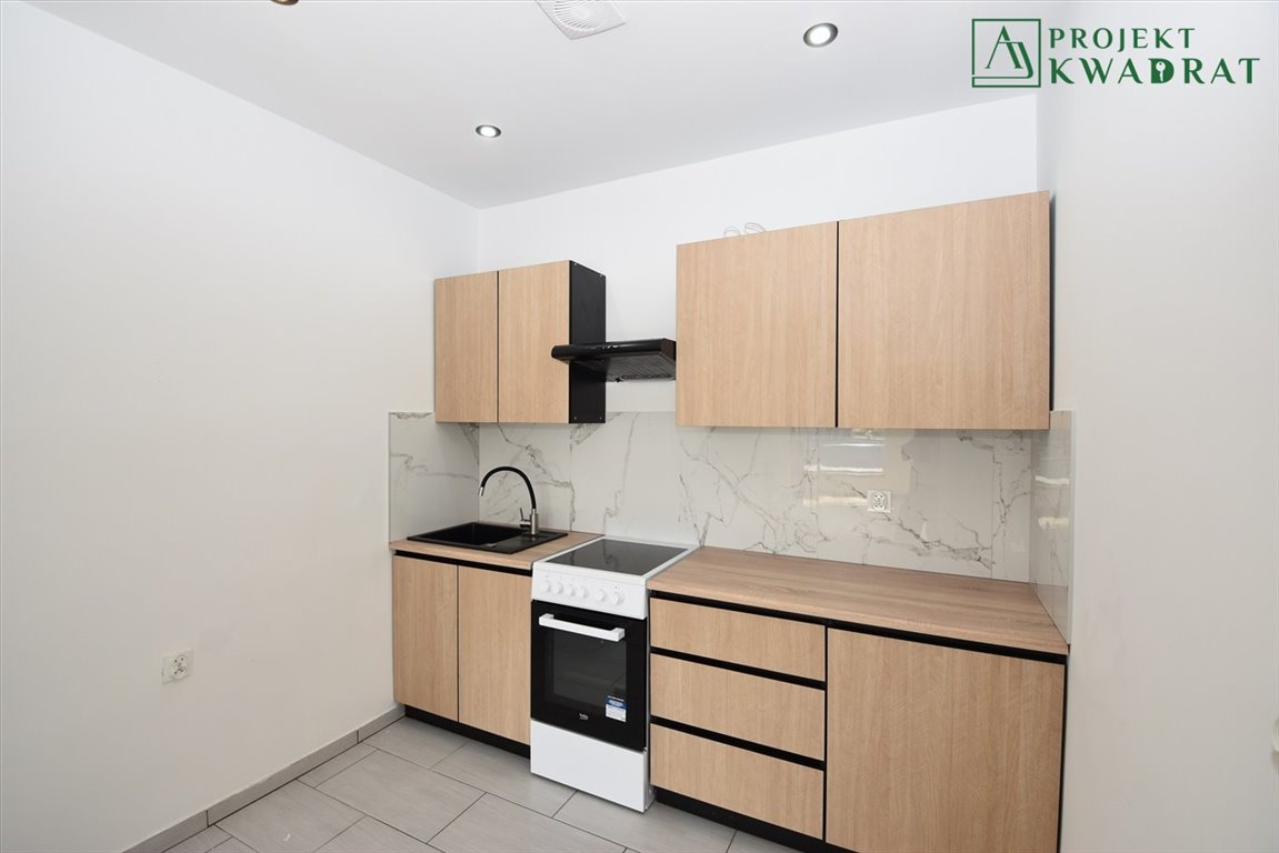 Mieszkanie dwupokojowe na wynajem Knurów, Szpitalna  45m2 Foto 1