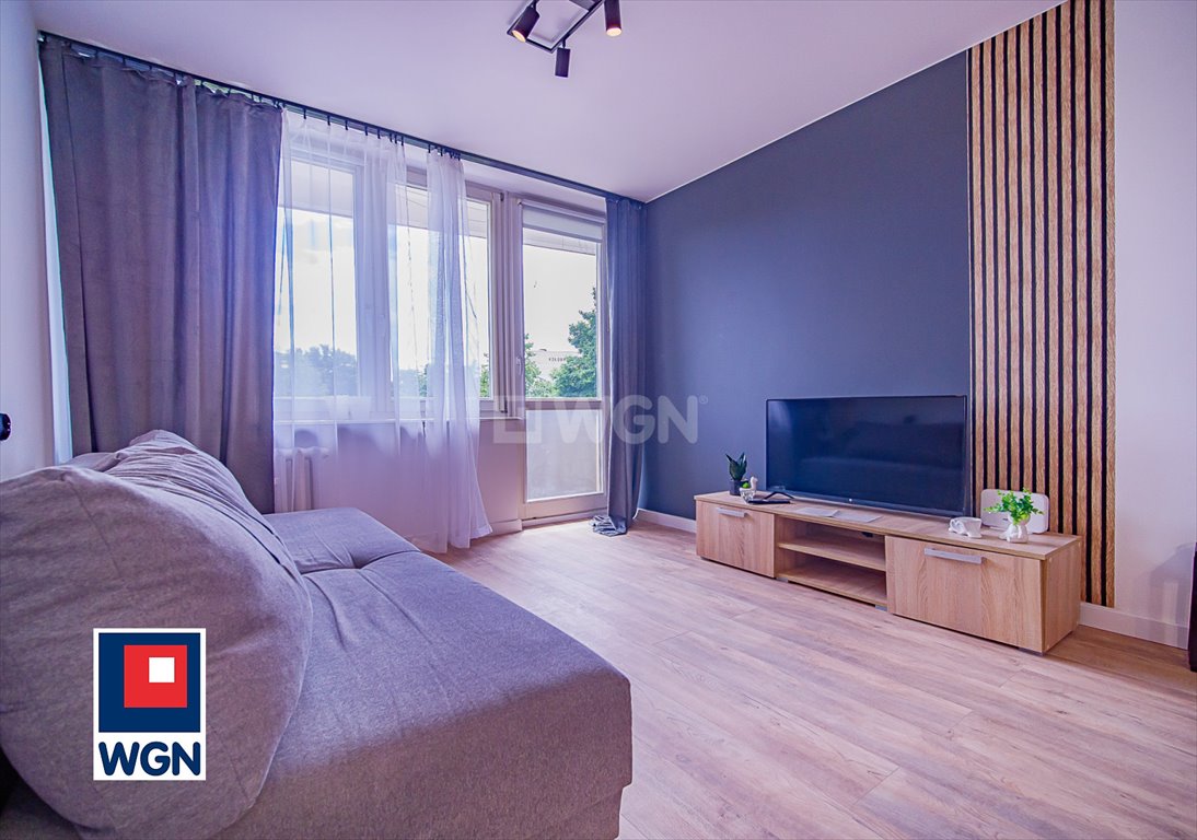 Na sprzedaż przestronne 2 pokoje po remoncie z balkonem w Gdańsku Gdańsk, Przymorze, Obrońców Wybrzeża  46m2 Foto 1